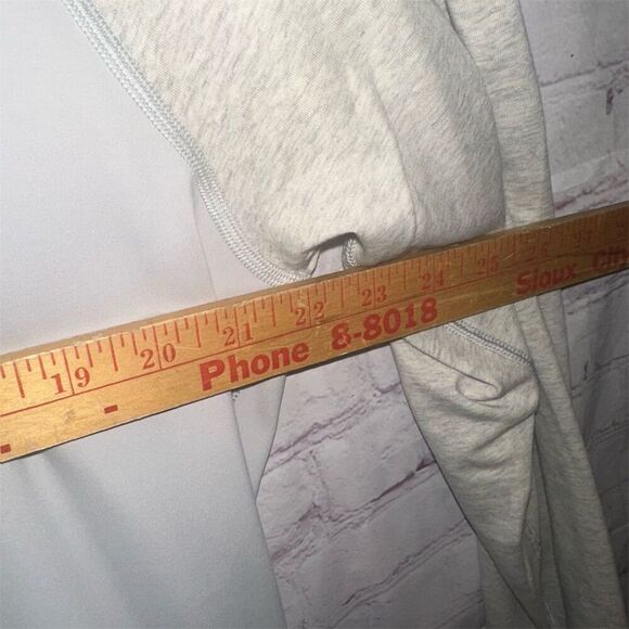 Lululemon Men's L Long Sleeve Crewneck Pullover - Picture 4 of 6